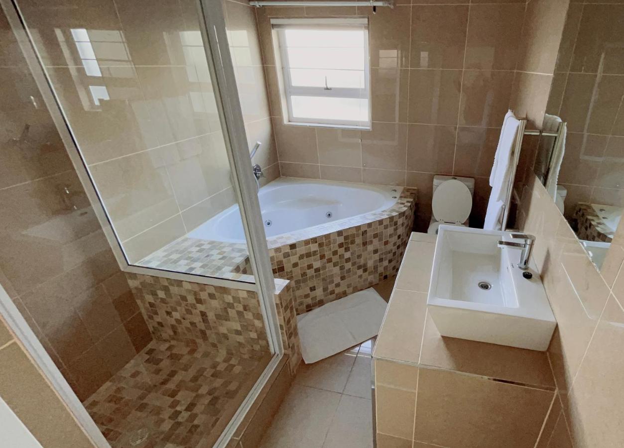 Aha! Cheers Guesthouse 拾间-海 Walvisbaai Buitenkant foto