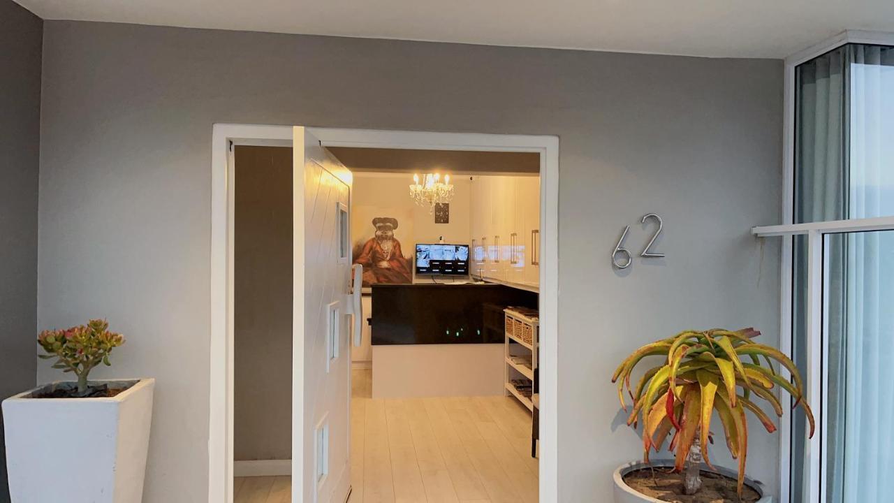 Aha! Cheers Guesthouse 拾间-海 Walvisbaai Buitenkant foto